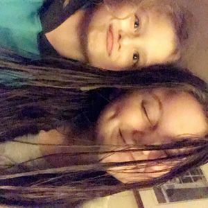 Meet your Posher, Maya